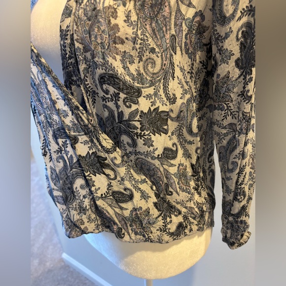 APNY Inky Paisley Print Crossover Top With Tassel - Picture 10 of 14